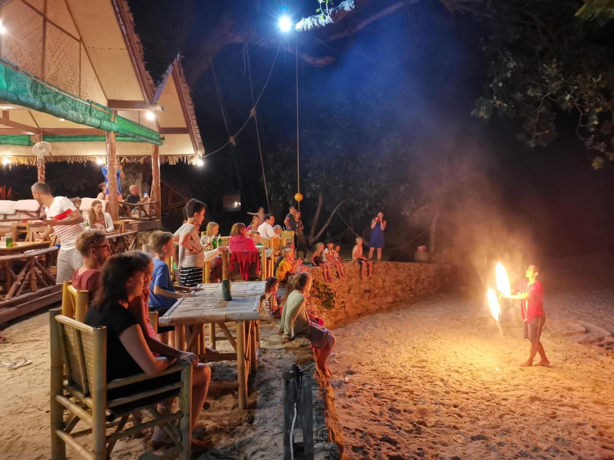 Smile Bungalow Bottle Beach Luaran gambar